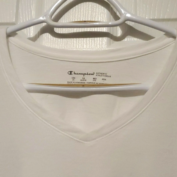 🆕️ NWT Champion T-Shirt plus Size 2x - Picture 2 of 5